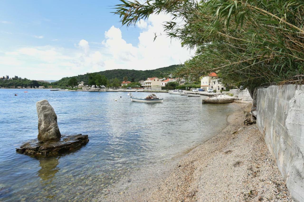 Hajdi Villa Kamenari Exteriör bild
